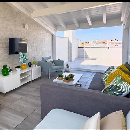 Niviera Bed & Breakfast 4*