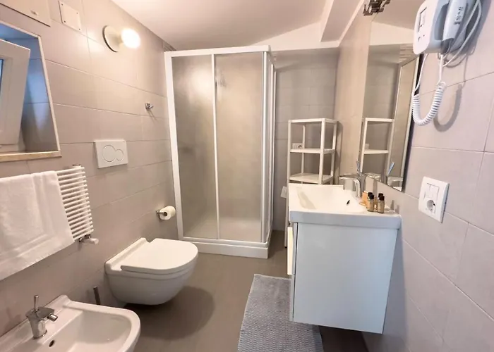 فندق مبيت وإفطار Niviera 4*
