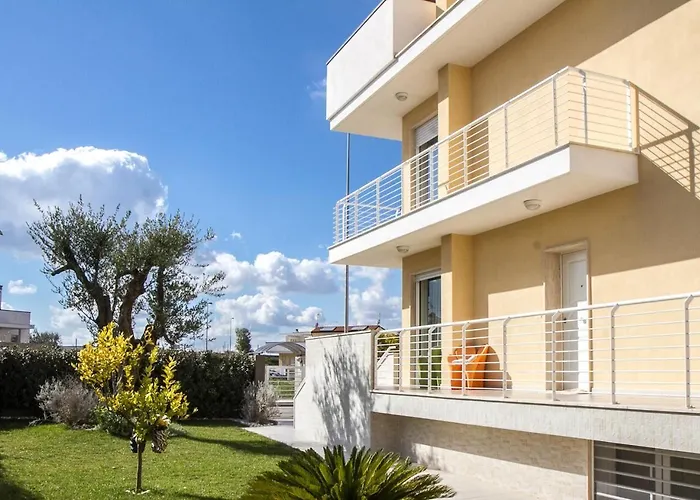 Oda ve Kahvaltı Niviera